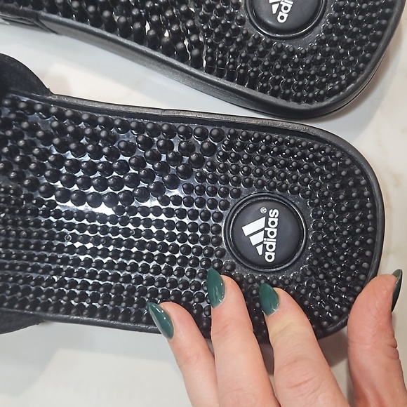 Adidas slippers - Picture 3 of 5